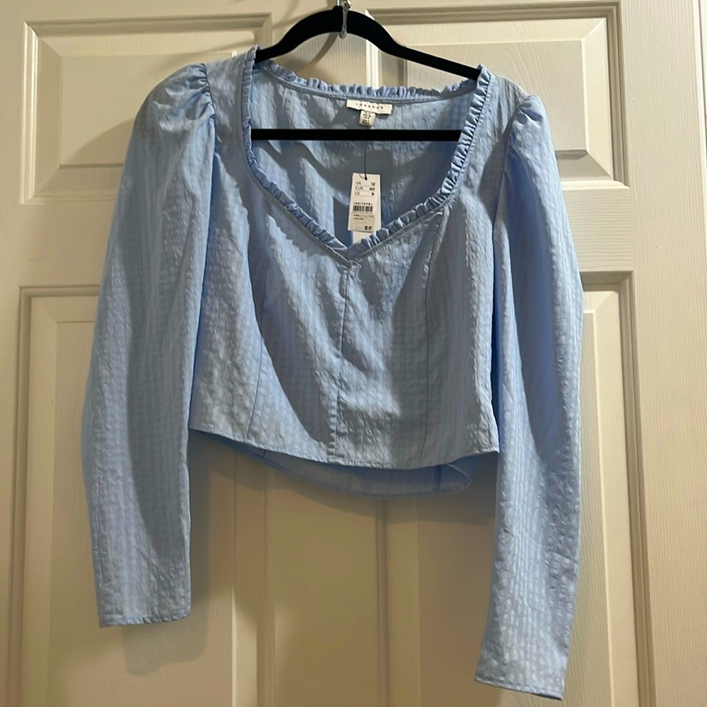 Beautiful blue Topshop long sleeve crop top size 8